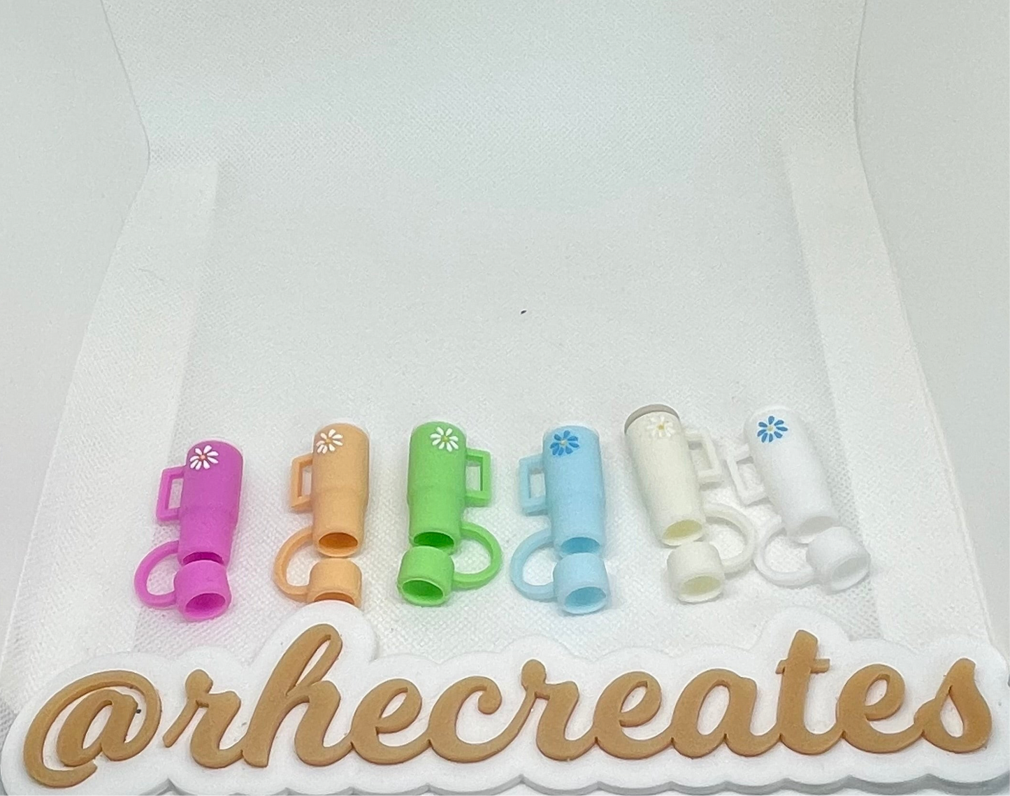 Tumbler straw toppers